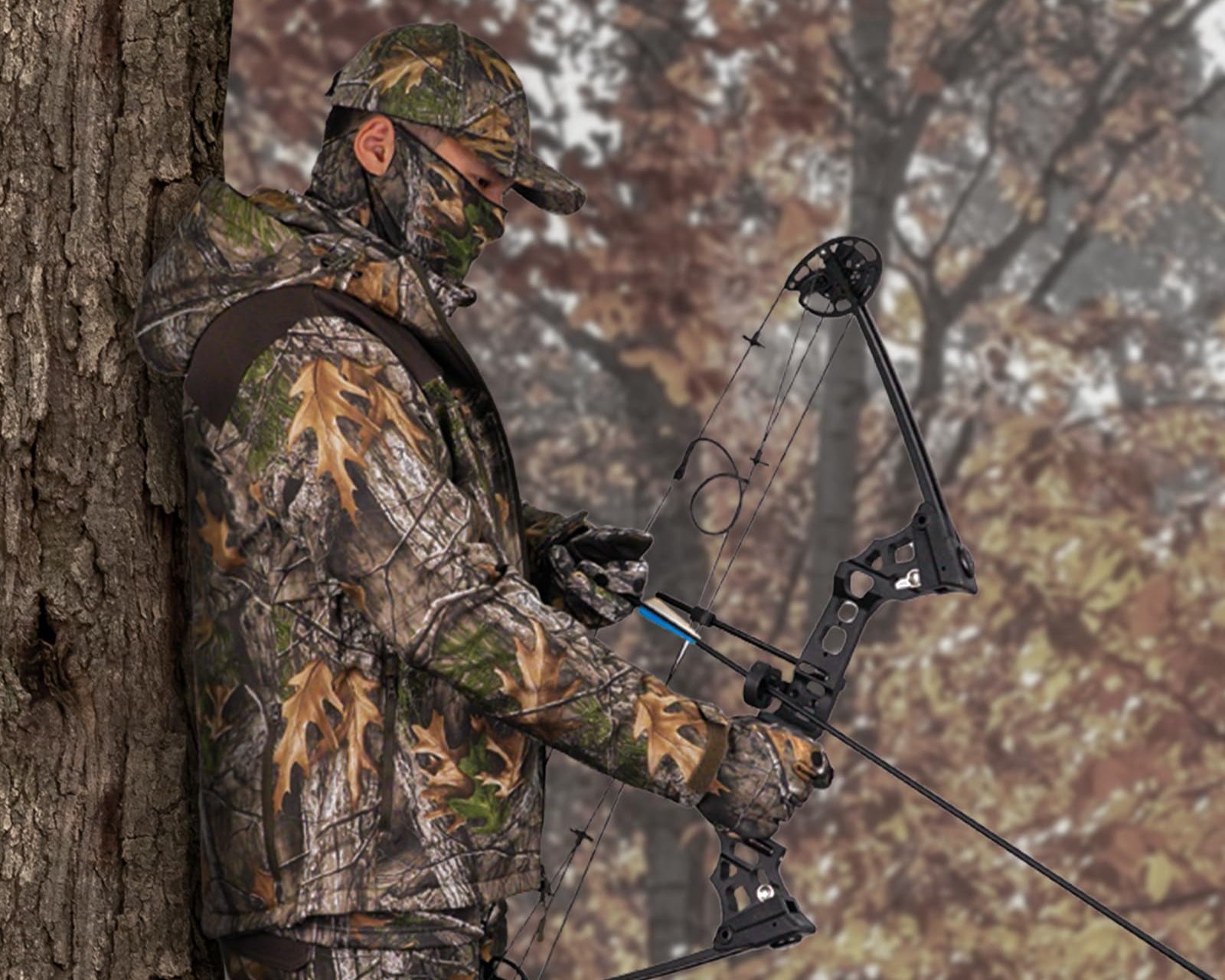 Loogu Camouflage 4-Piece Set (Hat+ Leaves Face Mask+ Gloves+ Sleeves)