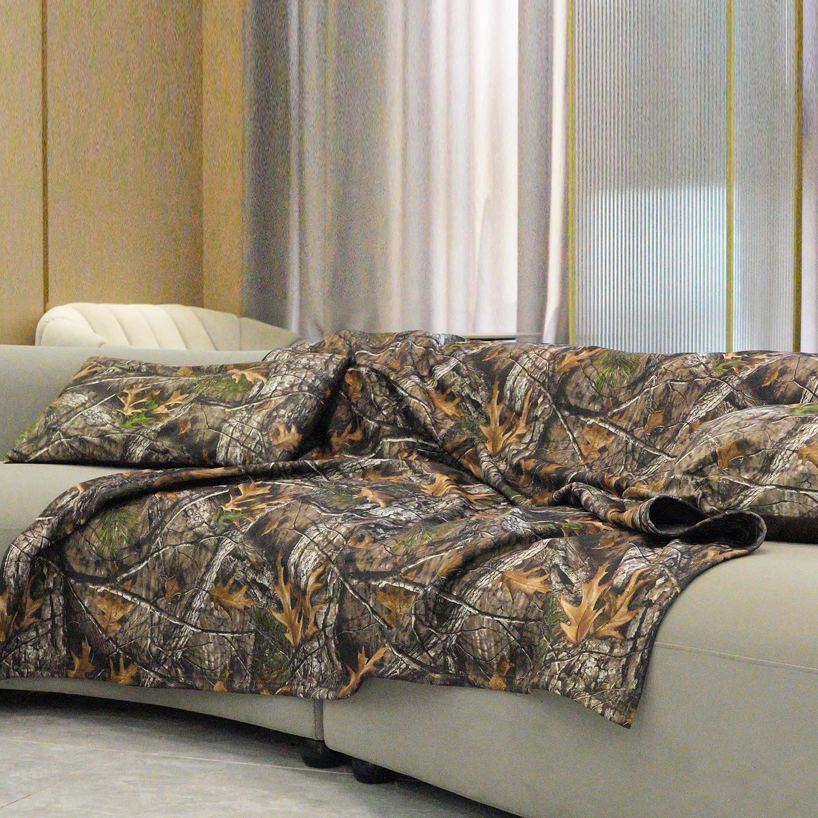 LOOGU Camo Blanket Waterproof Insulation Poncho Liner BL60