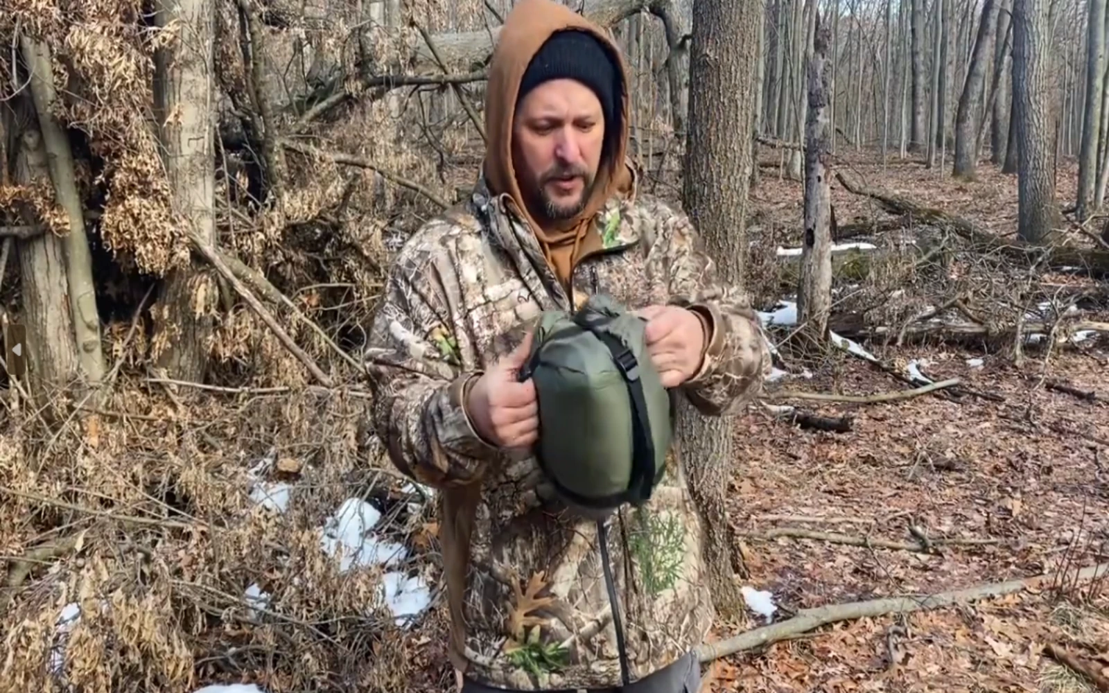 Essential Items for Forest Hunting in Early Autumn