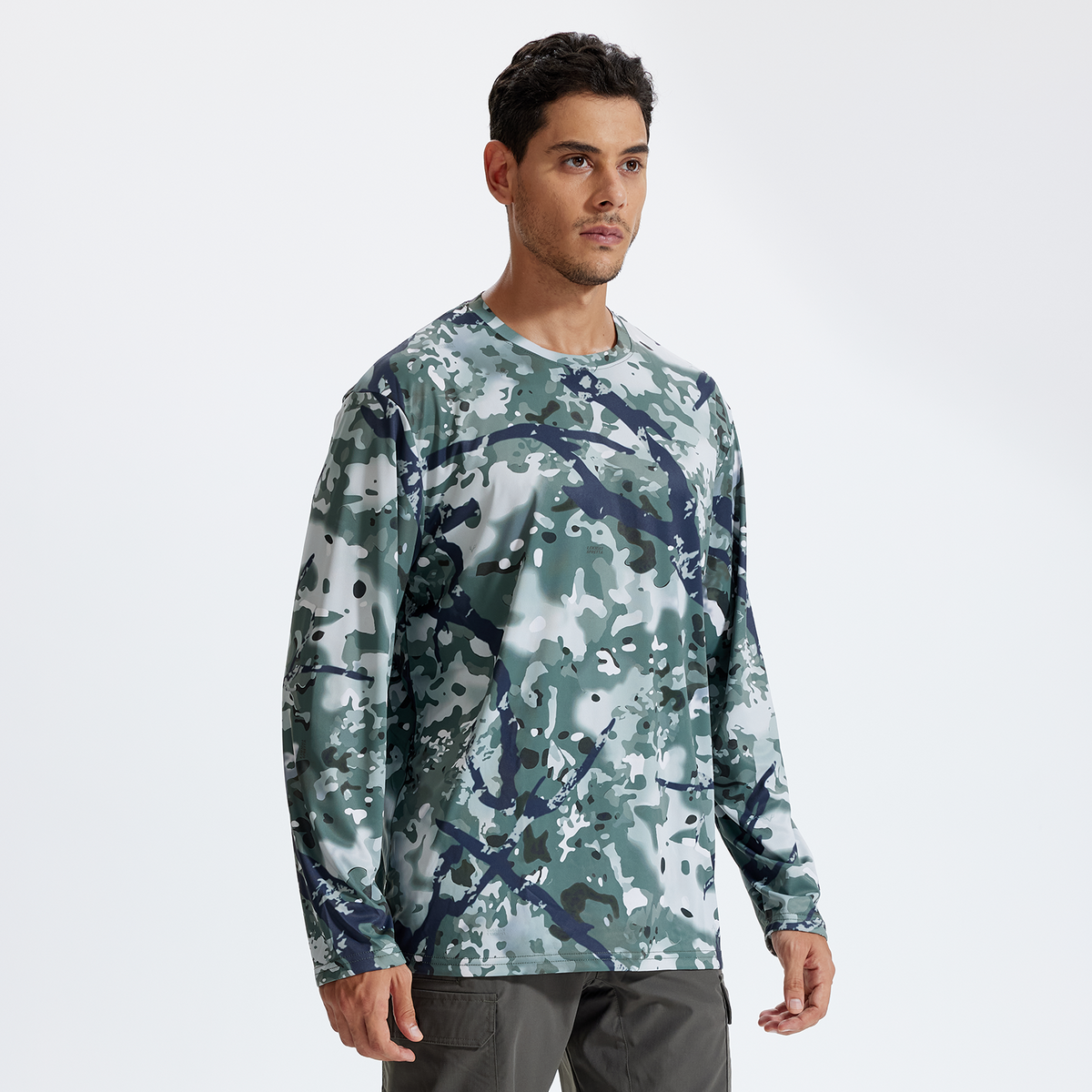 LOOGU Men’s Hunting Camo Shirt  Spretta Camo T20